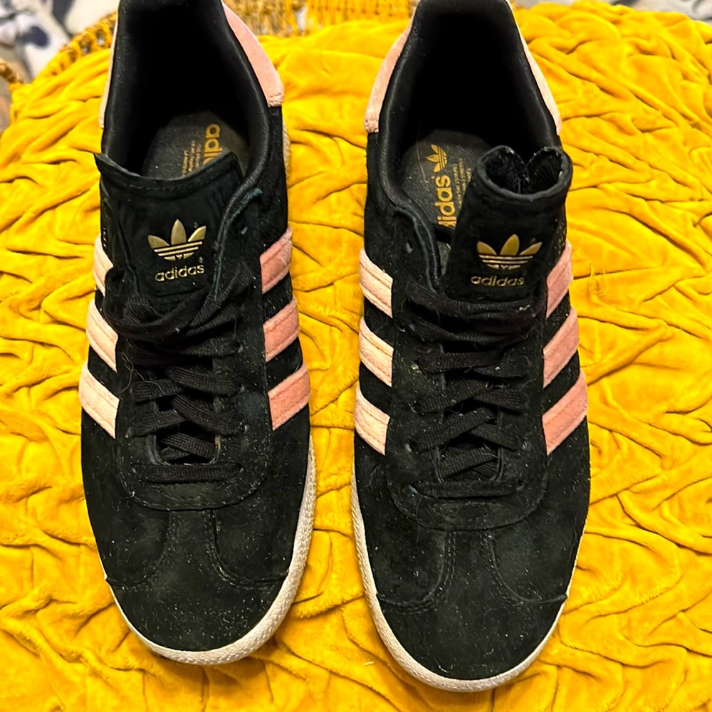 Adidas sneaker